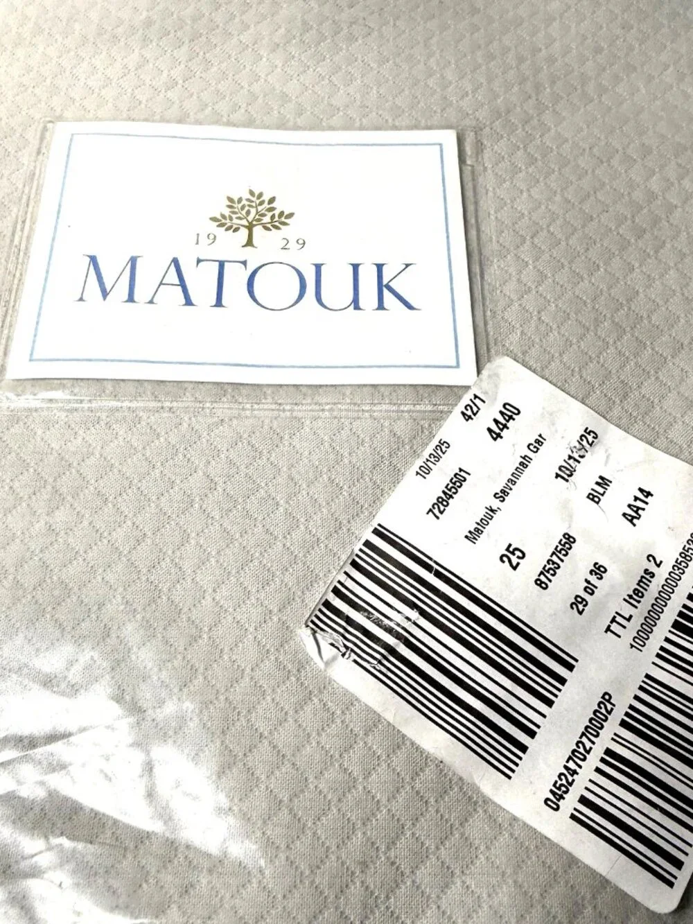 Matouk Savannah Gardens Napkins Set of 4 White 22x22 Scalloped Made USA